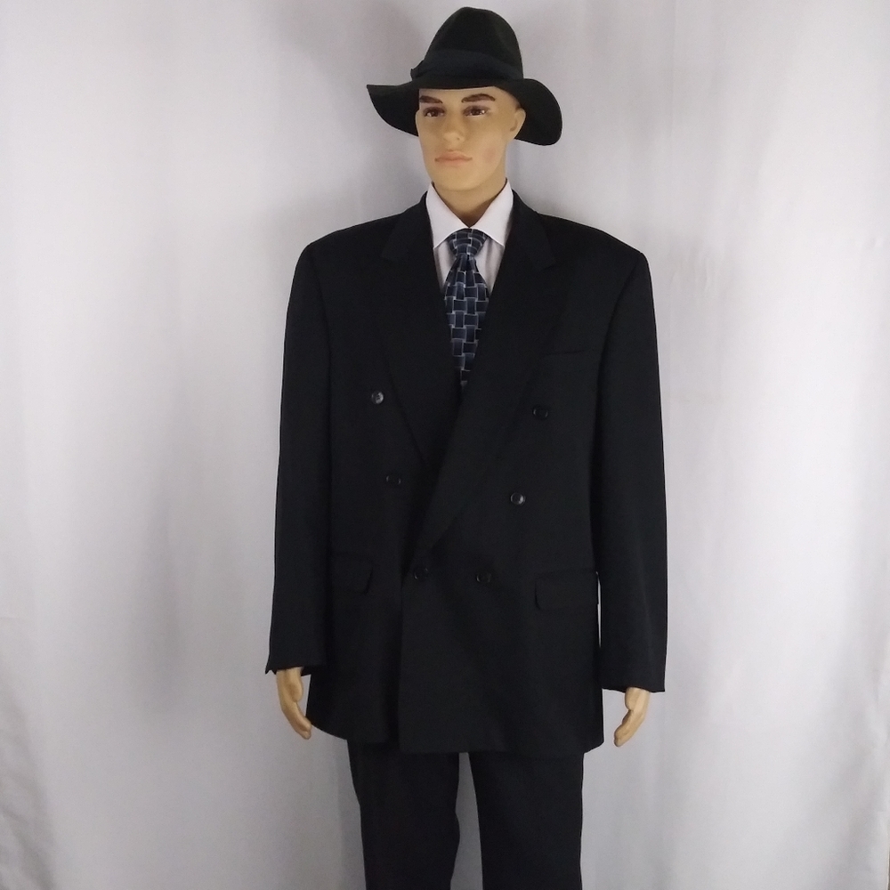 Bachrach black wool sport jacket men's size 44R.